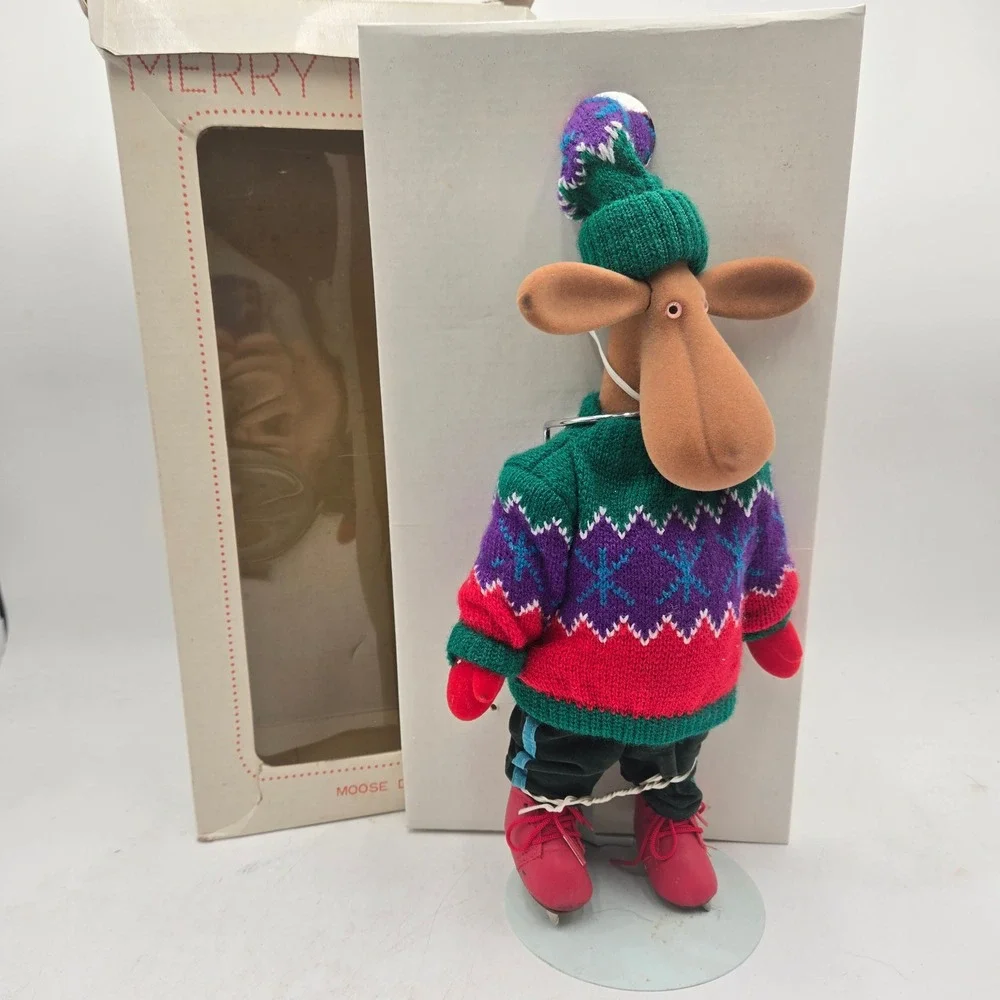 Vintage Merry Makers Moose Doll Department 56 Ice Skater Figure in Box Rare